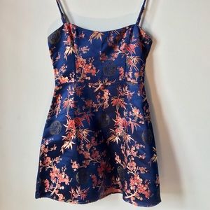 Realisation Par: The Emilie in Shanghai Nights